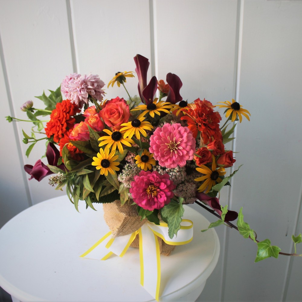 BURLAP BUNDLED BEAUTIES - MARKET FRESH BOUQUET JAR